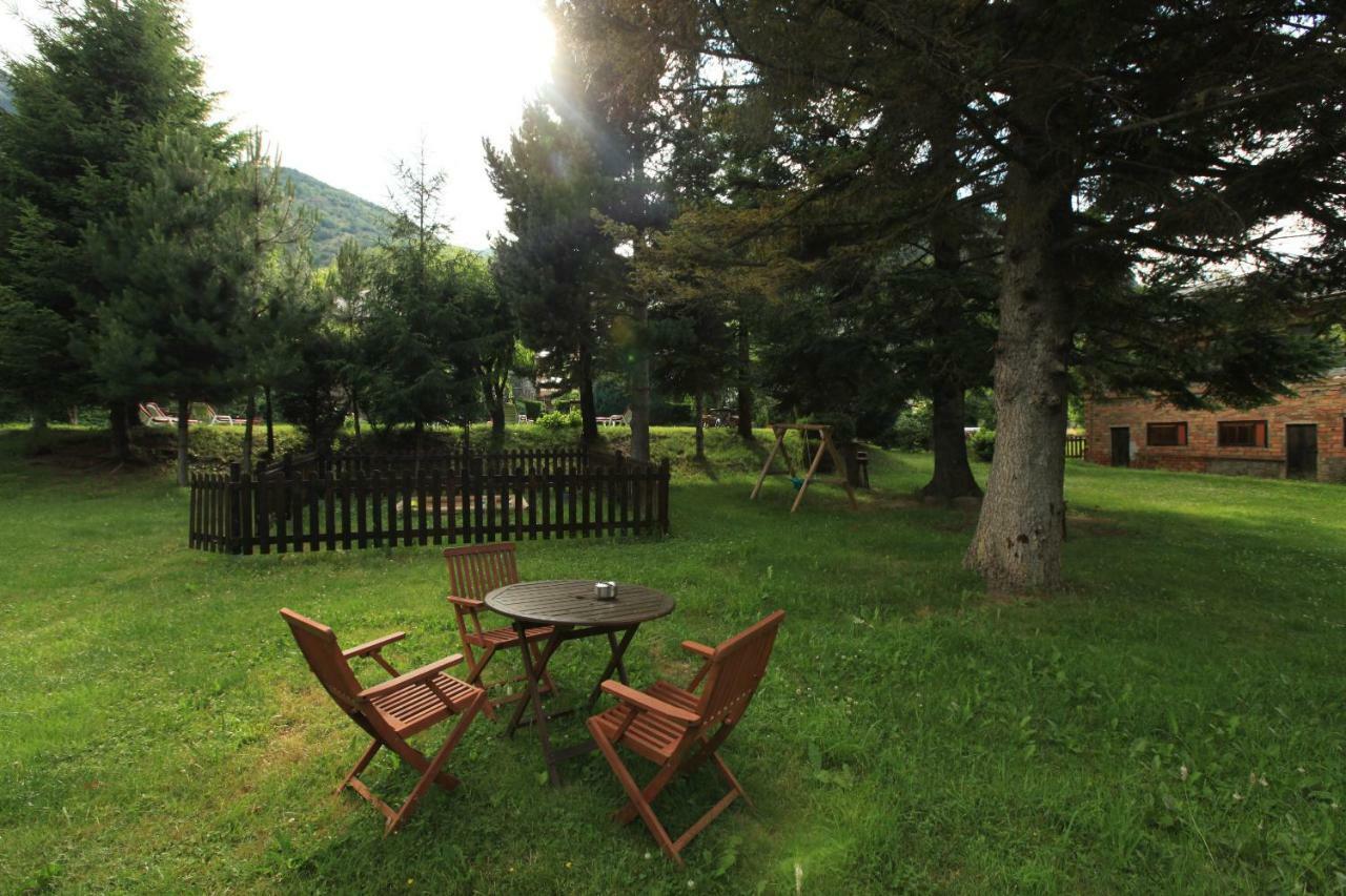 Hotel Poldo La Guingueta D'Aneu Zewnętrze zdjęcie
